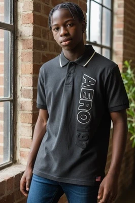 Camisa de vestir informal con botones de manga larga calce clásico para niños pequeños Foto 1 de 2