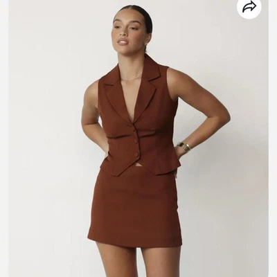 CHARCOAL Clothing Coralie Fitted V-Neck Vest in Nutshell (Burnt Orange/Brown) - Image 1 of 4