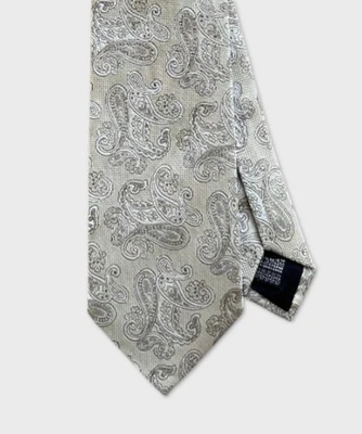 Villa Milano cravatta tre pieghe in seta con micro fiore, girgio perla CR3.514.G - Imagen 1 de 2