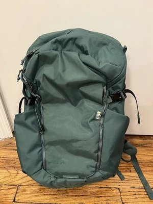 Mochila REI 30L Foto 1 de 4