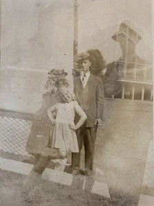 Vintage Foto Geisterbild Mann Mädchen Vater Tochter Doppelbelichtungsfehler - Bild 1 von 3