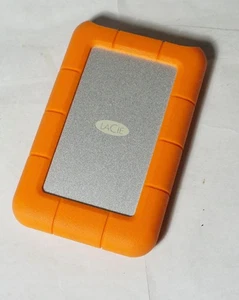 LaCie RUGU3M2 Rugged 2TB Portable External Hard Drive. USED - Afbeelding 1 van 3