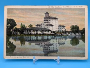 The Broadmoor Hotel Mirrored in Lake Colorado Springs CO Linen Postcard 1940 - Picture 1 of 2