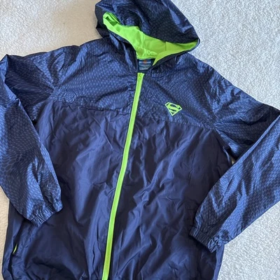Chaqueta de lluvia cortavientos con capucha Superman DC azul marino verde neón para hombre talla XL Foto 1 de 4