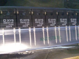 Qty 4 pcs-IXYS DSEI30-10A Diode Standard 1000V (1kV) 30A Through Hole TO-247AD - Picture 1 of 5