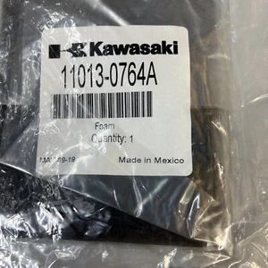 ORIGINAL OEM KAWASAKI TEIL # 11013-0764; LUFTFILTER SCHAUMSTOFF - Bild 1 von 2