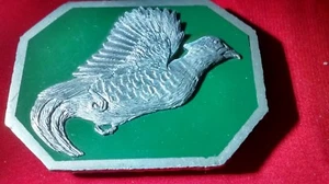 gürtelschnalle-fasan-grüner hintergrund-gebraucht----ditty's wildlife art sales;pa - Bild 1 von 2