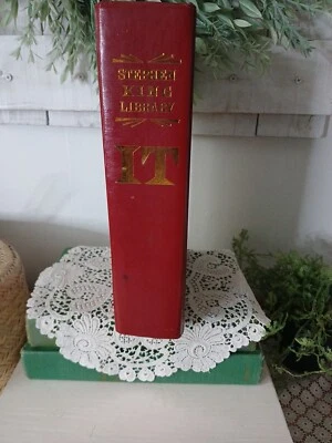 VTG Stephen King Library Edition IT Faux Red Leather Hardcover Book - Image 1 of 4
