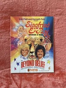 Siegfried & Roy Superstars of Magic Beyond Belief Souvenir Program Las Vegas - Picture 1 of 2