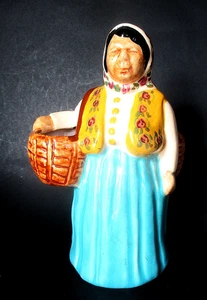 VINTAGE 1938 MEXICAN FLOWER SELLER CERAMIC VASE BY BRAYTON LAGUNA - CALIFORNIA - Picture 1 of 5