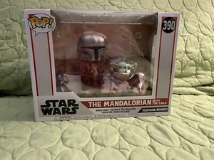 Funko Pop! Moment #390 The Mandalorian with Child- Star Wars - Picture 1 of 8