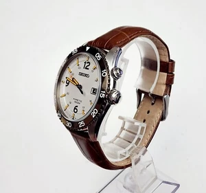 Men's KINETIC Watch SEIKO 5M82-0AJ0. New Capacitor (Battery) - Picture 1 of 20