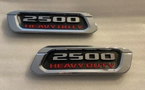 2020-2023 RAM 2500 Heavy Duty Chrome Nameplate (RED & BLACK) Emblem PAIR OEM - Bild 1 von 7