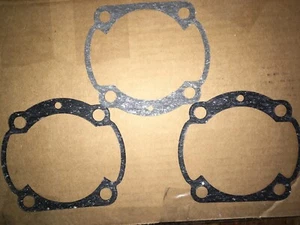 3- KAWASAKI H2 750 Cylinder Base Gaskets +--------+-----------+-----------> NOS - Picture 1 of 1