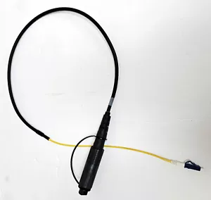 OptiTap gehärteter Stecker auf LC/UPC Test Jumper Singlemode 2 Fuß - Bild 1 von 1