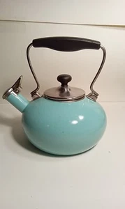 Chantal Whistling Teapot Tea Kettle Pot Belly Shape Aqua Turquoise Enamel 1.8 Qt - Picture 1 of 12