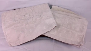 Set of 4 Simply Shabby Chic Fleur-de-Lis White Cotton Towels - See Description - Picture 1 of 8