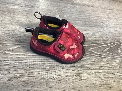 Keen Baby Toddler Sneakers Size 5 Girls Booties Slip On Shoes Crib Shoe 1025611 - Image 1 of 4