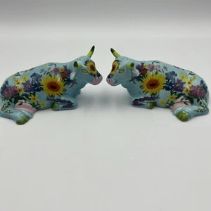 Cow Parade figurines-Shaker Set Salt And Pepper *Read Description - Picture 1 of 11