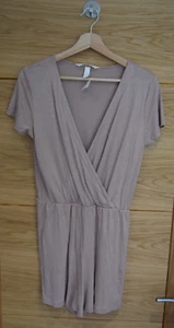 JERSEY CROSS OVER FRONT CAP SLEEVE PLAYSUIT SIZE UK 8 EU 36 A8 - Picture 1 of 3