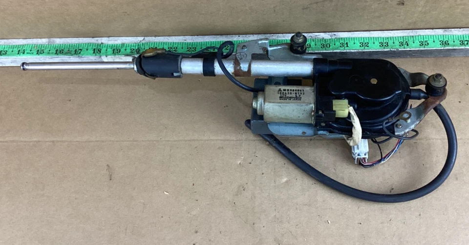 1994-1996 Mitsubishi Galant Electric Radio Power Antenna MB904061 OEM - Image 1 of 4