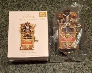 Hallmark Keepsake Ornament 2006 banda de oso de peluche movimiento música movimiento y luz - Imagen 1 de 13