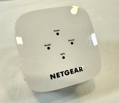 NETGEAR AC1200 WiFi Range Extender - White - Image 1 of 3