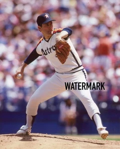 Nolan Ryan Houston Astros HOFer PROFESSIONAL 8x10 "TYPE 2" PHOTO Fuji PAPER - Picture 1 of 2