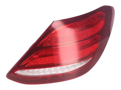 Piloto trasero exterior derecho MERCEDES-BENZ Clase E (W213) E 220 d 143 kW 194 CV  Foto 1 de 4