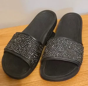 CROCS Womens Size 11 Slide Sandals Sloane Embellished Slide Black Comfort - Picture 1 of 9