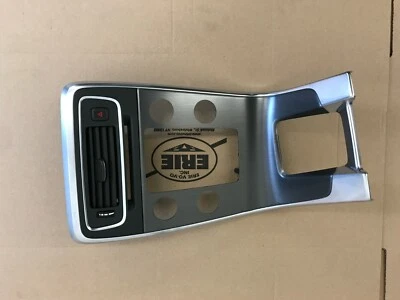 Panel decorativo consola central Volvo S60 V60 11-17 8632427 Foto 1 de 4