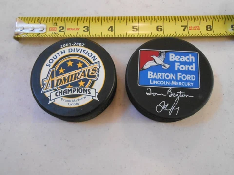SET 2 VINTAGE 2002 AHL NORFOLK ADMIRALS SOUTH CHAMPIONS OFFICIAL HOCKEY PUCK NHL Cover