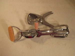 VAUGHN Vintage Lemon Lime Juicer Squeezer FLINT HAND MIXER Made In USA - Picture 1 of 5