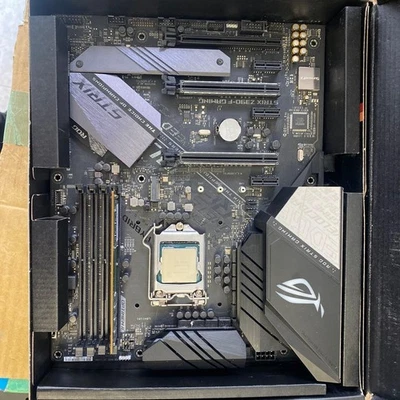 Intel Core I7-9700k Cpu Asus Z390-f Scheda Madre Ddr4 8gb Ram Kit Usato Gaming Pc - Immagine 1 di 4