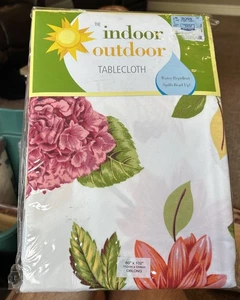 Bardwill Linens 60” x 102” längliche Blumen Indoor/Outdoor Tischdecke - NEU - Bild 1 von 5