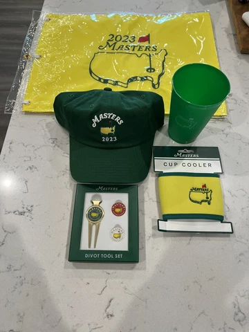 2023 Masters Golf Gift Set! Pin Flag, Caddie Hat, Divot Tool Set, Cup w/ Cooler Cover