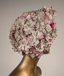 MOST UNUSUAL AND ROMANTIC  EDWARDIAN HAT COVERED IN ORIGINAL FLORALS - Picture 1 of 5