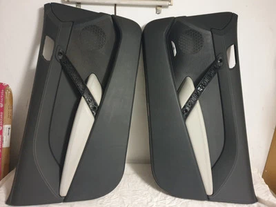 Revestimientos de puertas Peugeot RCZ beige gris negro  Foto 1 de 4