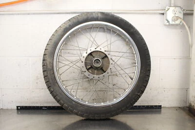 Suzuki GT185 1973 Adventurer llanta trasera (3,00-18) B333 Foto 1 de 4