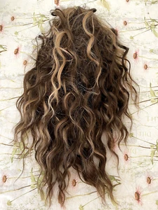 Clip in Wavy Ponytail Brunette with blonde highlights 12 inch length - Picture 1 of 2