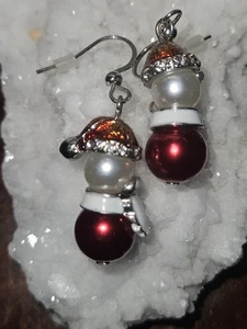 Adorable Red Enamel Holiday Snowmen In Santa Hat & Cape Dangle Earrings  - Picture 1 of 13