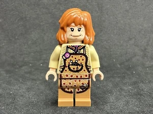 LEGO Harry Potter Molly Weasley Minifigure Set 4840 - Picture 1 of 2