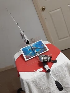 New Baitcasting Fishing Rod AbuGarcía 5'6"médium 6'12lb And Reel SilverMax - Picture 1 of 20
