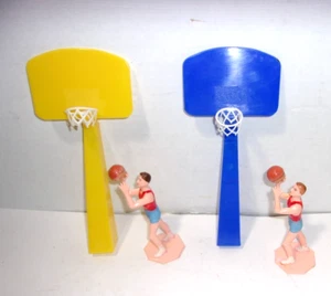 Vintage Lot Set of BASKETBALL Cake Toppers Bakery Crafts 2 Players 2 Hoop Nets - Picture 1 of 4