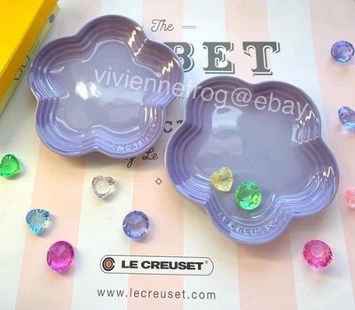 LE CREUSET PASTEL PURPLE 5.5" / 14cm SMALL FLOWER PLATE SET OF 2 AUTHENTIC RARE - Image 1 of 4