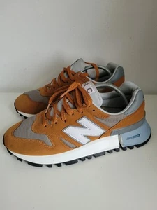 New Balance Men's RC 1300 Size UK 8.5/ 9 Mustard Brown Excellent Condition - Picture 1 of 14