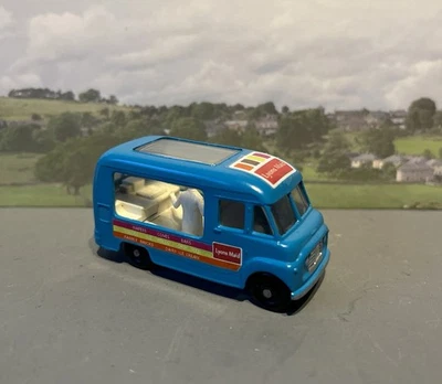Matchbox Lesney No. 47 Commer Ice Cream Canteen Van - Image 1 of 4