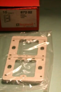 Doppelschild 2 Pfosten Elfenbein Legrand Palace 2 87202 872 02 - Bild 1 von 1