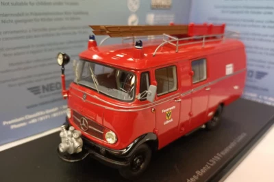 Coche resina 1/43 modelo Mercedes Benz L319 bomberos Foto 1 de 4