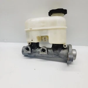 2002-2005 CHEVROLET TRAILBLAZER BRAKE MASTER CYLINDER ASSEMBLY OEM 18060788 - Picture 1 of 3